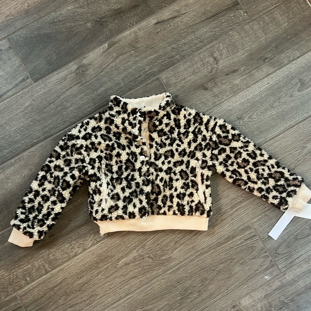 NWT Joes size 4T leopard fleece